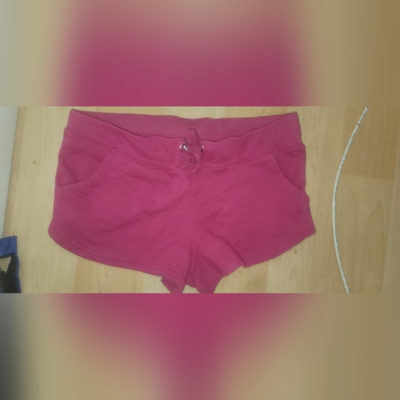 Swimsuit excellent condition. With Free shorts - Picture 6 of 7